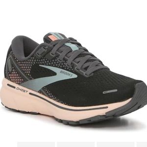 Brooks Ghost 14 women’s running shoes size 9.5.  Black/gray/light pink.